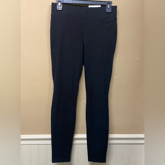 Hue Hold It Hidden Pocket Black Leggings Size M NWT - Picture 1 of 5